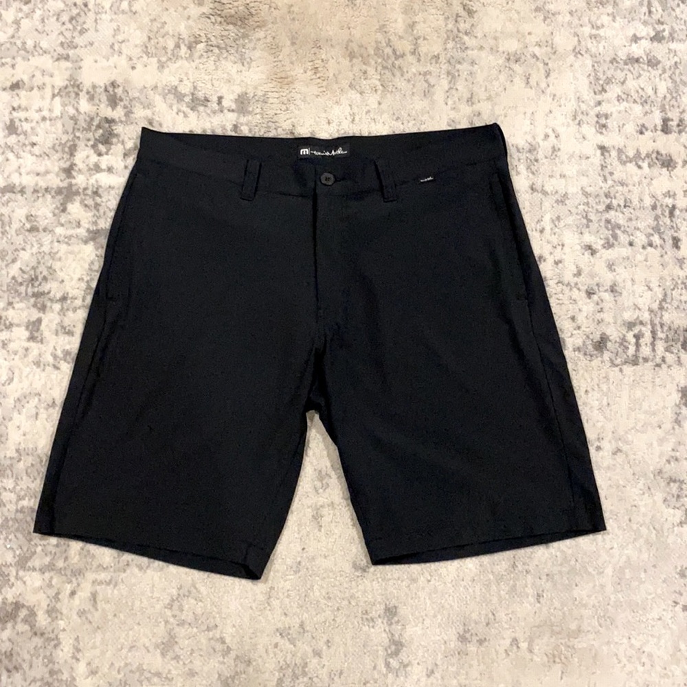 TRAVIS MATHEW GOLF SHORTS
